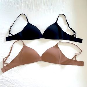 Two 34C Lululemon clasp closure padded bras